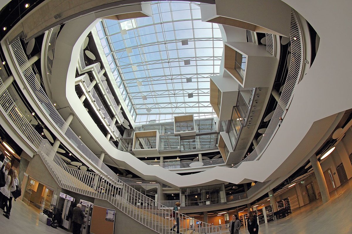 LU Zinātņu māja. Foto: Toms Grīnbergs, Latvijas Universitāte