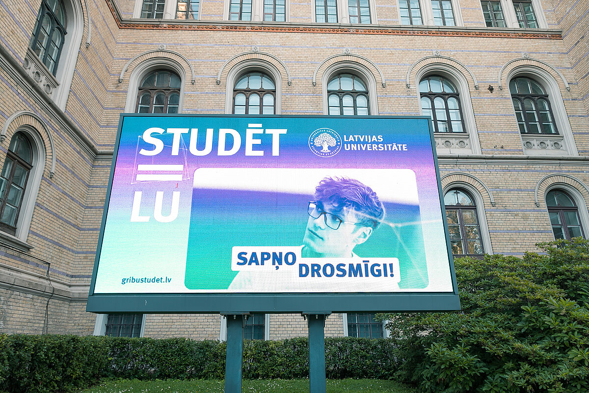 Latvijas Universitāte, Raiņa bulvāris 19